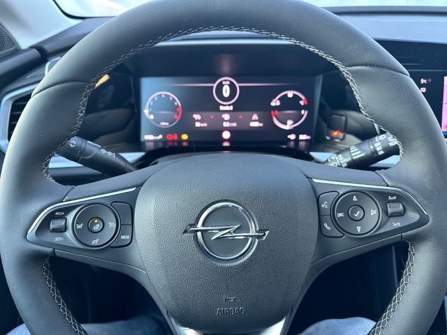 Fahrzeugabbildung Opel Grandland 1.2 Turbo GS Line 360,KlimaA,LED,Navi