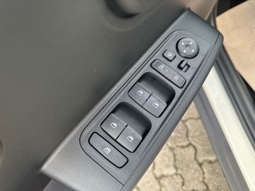 Hyundai INSTER 42 kWh SELECT + EFFIZIENZPAKET - SOFORT