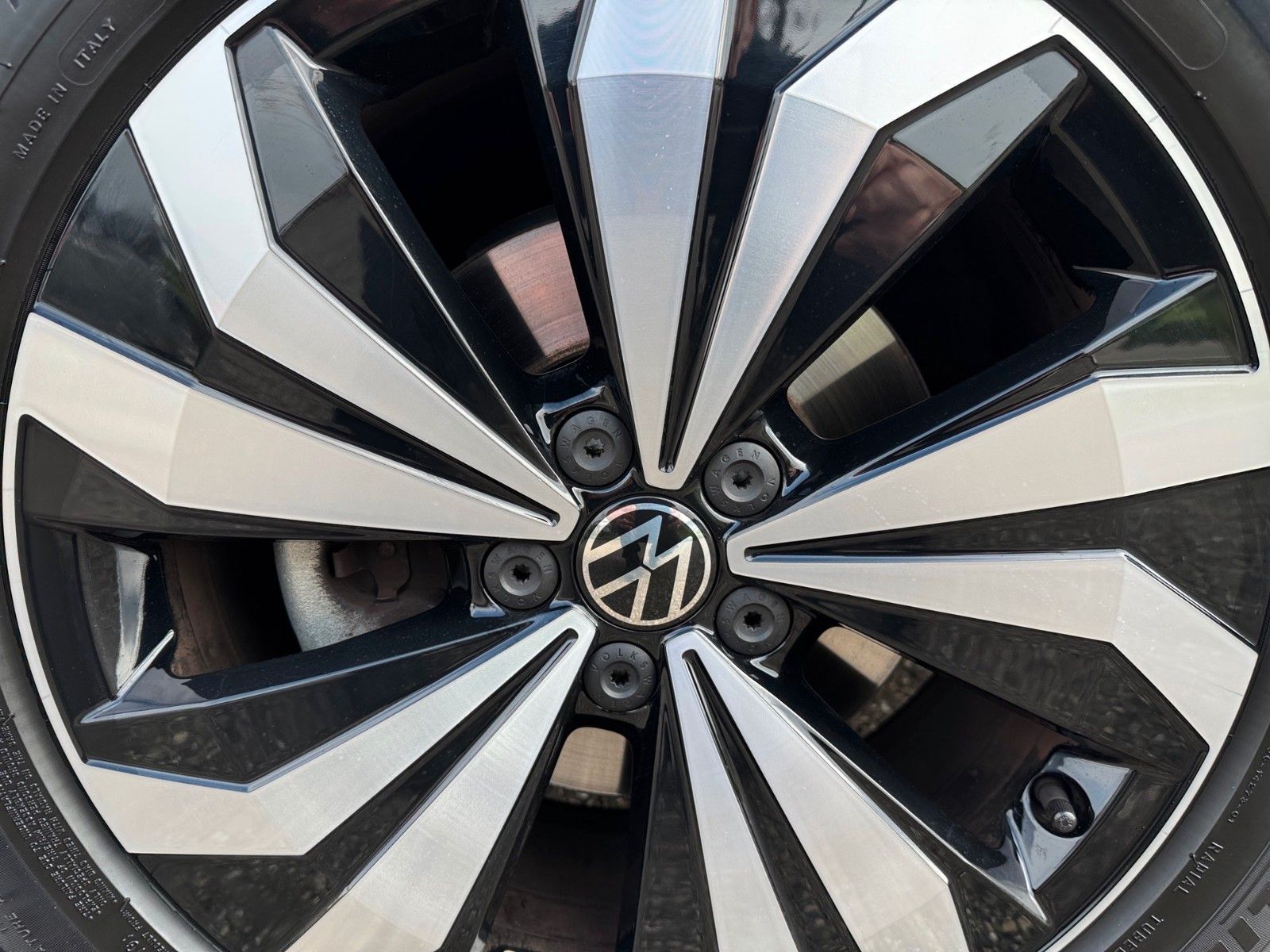 Fahrzeugabbildung Volkswagen T-Cross Life ACTIVE 1.5 TSI