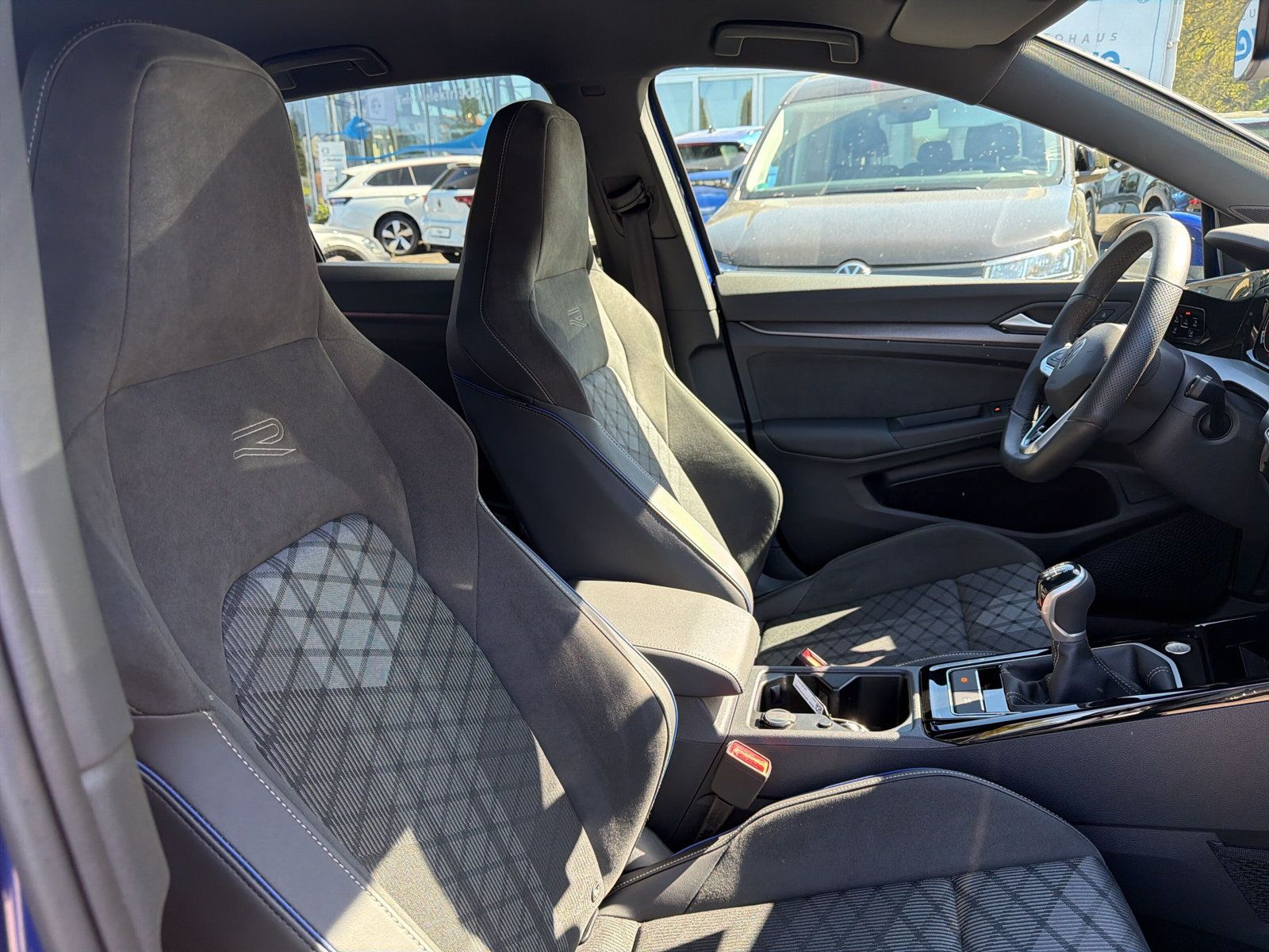 Golf R-Line eTSi Matrix Apple CarPlay AZV