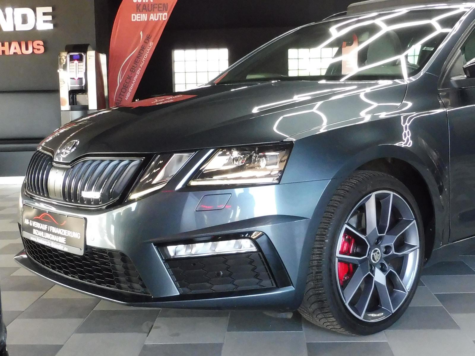 Skoda Octavia Combi RS Black-Ed/DSG/PANO/AHK/CANTON