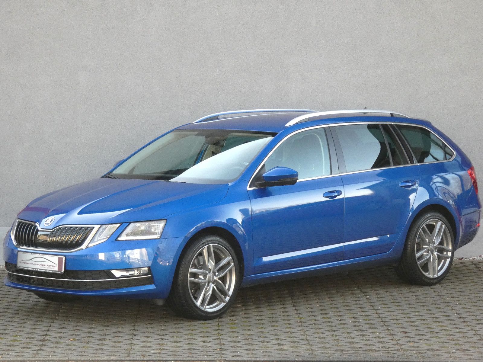 Skoda Octavia Combi 1,8 TSI Style/Navi/SmartLink/18"LM