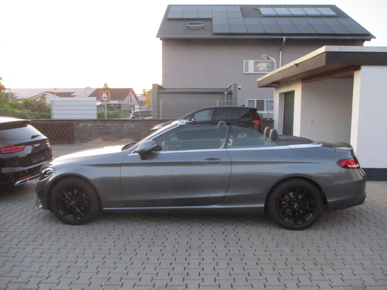 Mercedes-Benz C 220 d Cabrio NAVI LEDER KAMERA DISTRO TOTW AHK