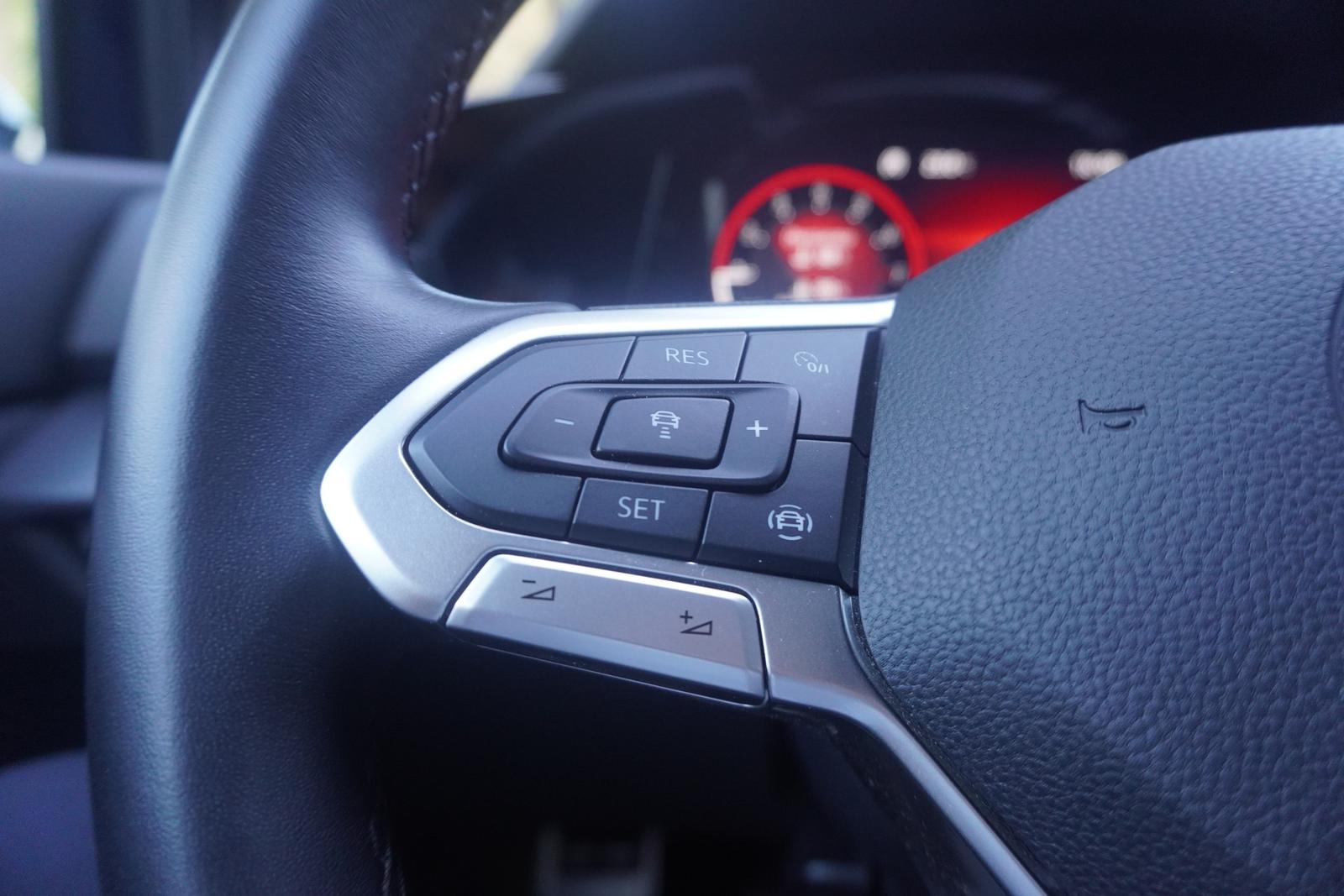 Volkswagen Golf VIII 1.5 TSI United LED Navi Sitzheizung, миниатюра 15