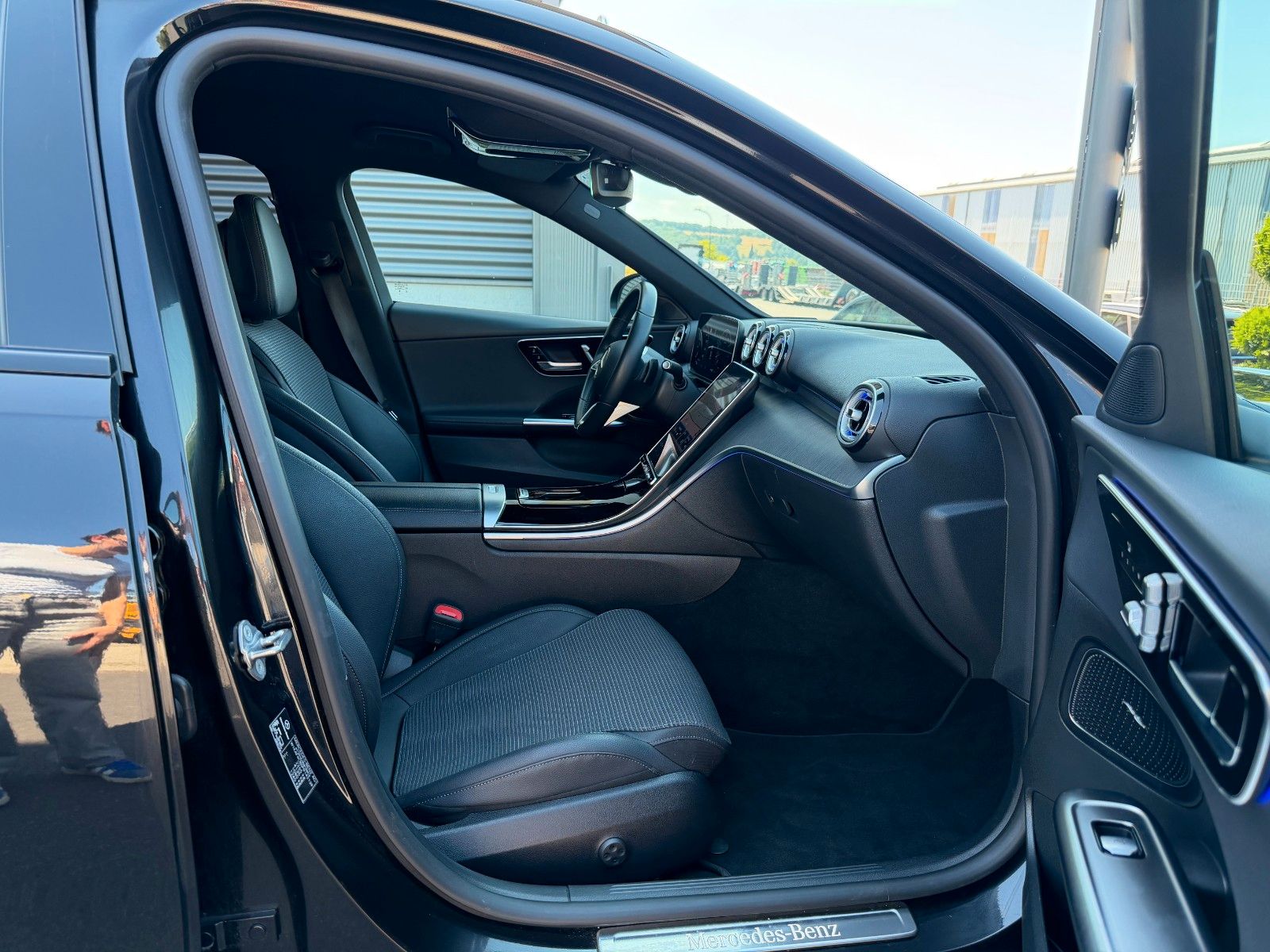 Fahrzeugabbildung Mercedes-Benz C 200 Avantgarde+Ambiente+RKamera+Memory+Night