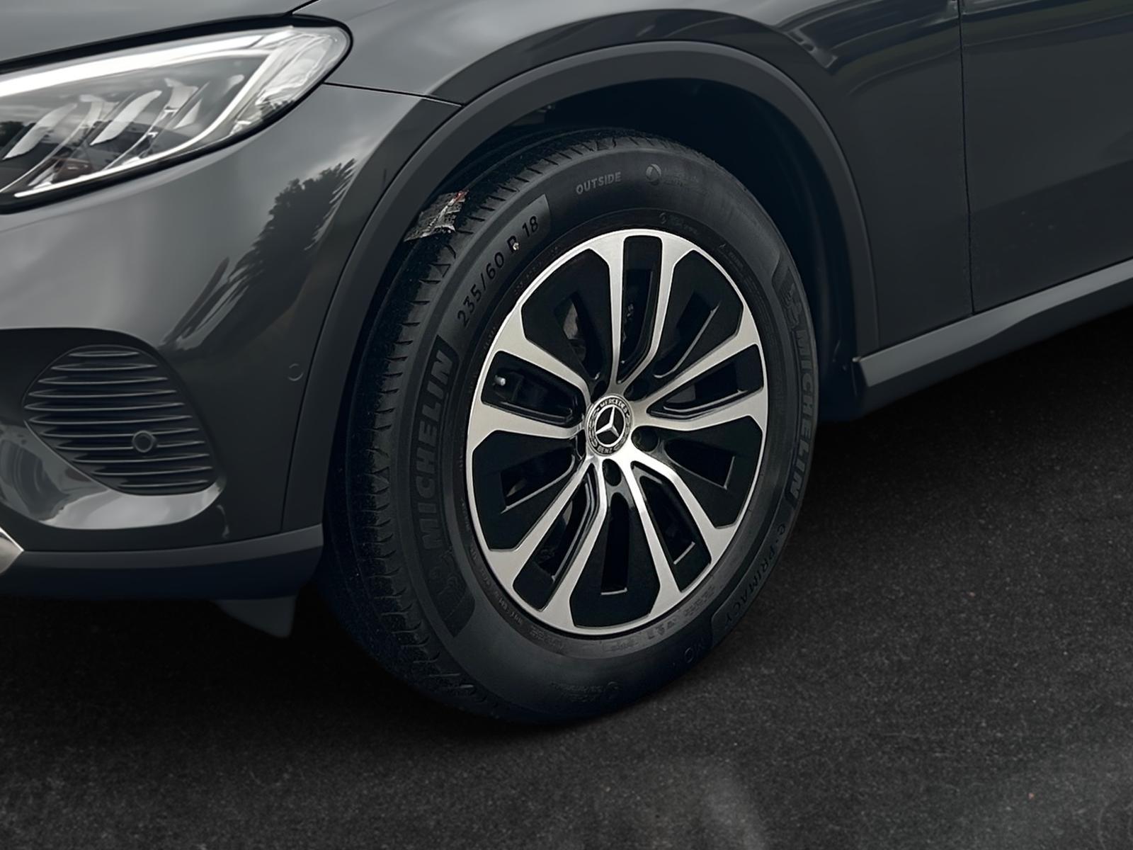 Mercedes-Benz GLC 220 d 4M Avantgarde+Pano+Memory+Kamera+LED