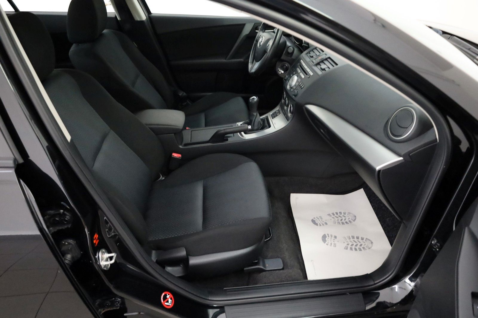 Fahrzeugabbildung Mazda 3 Lim. High-Line Climatronic,SH,PDC,Allwetter