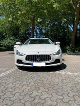 Maserati Ghibli 3.0 V6 S Q4 Automatik S - Maserati in Düsseldorf