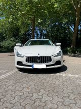 Maserati Ghibli 3.0 V6 S Q4 Automatik S - Maserati Ghibli in Düsseldorf