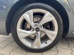 AUDI A4 Lim. 40 TDI quattro S line