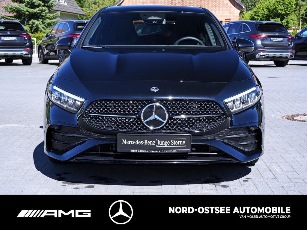 Mercedes-Benz A 200 AMG AHK MBUX NIGHT SHZ imagem 2