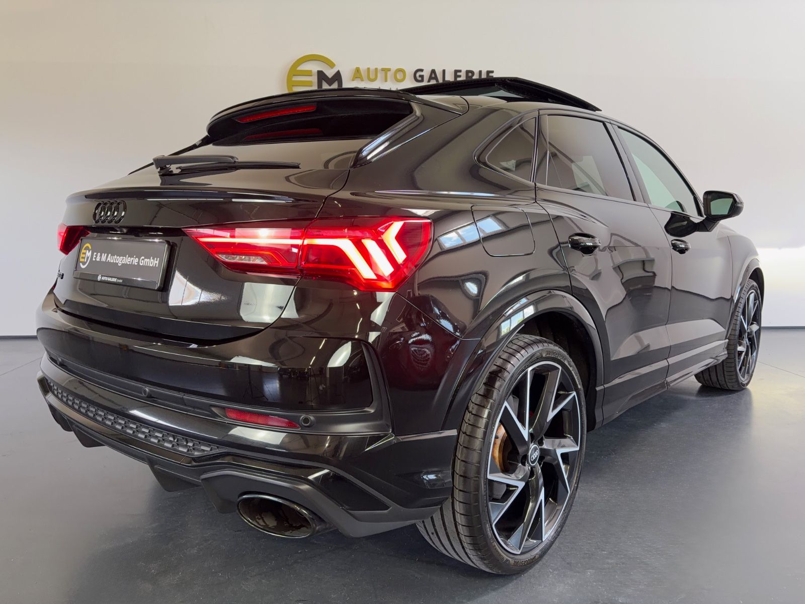 Audi RSQ3 Sportback 2.5 TFSI qu Pano Sonos 360 AHK 21 foto 5