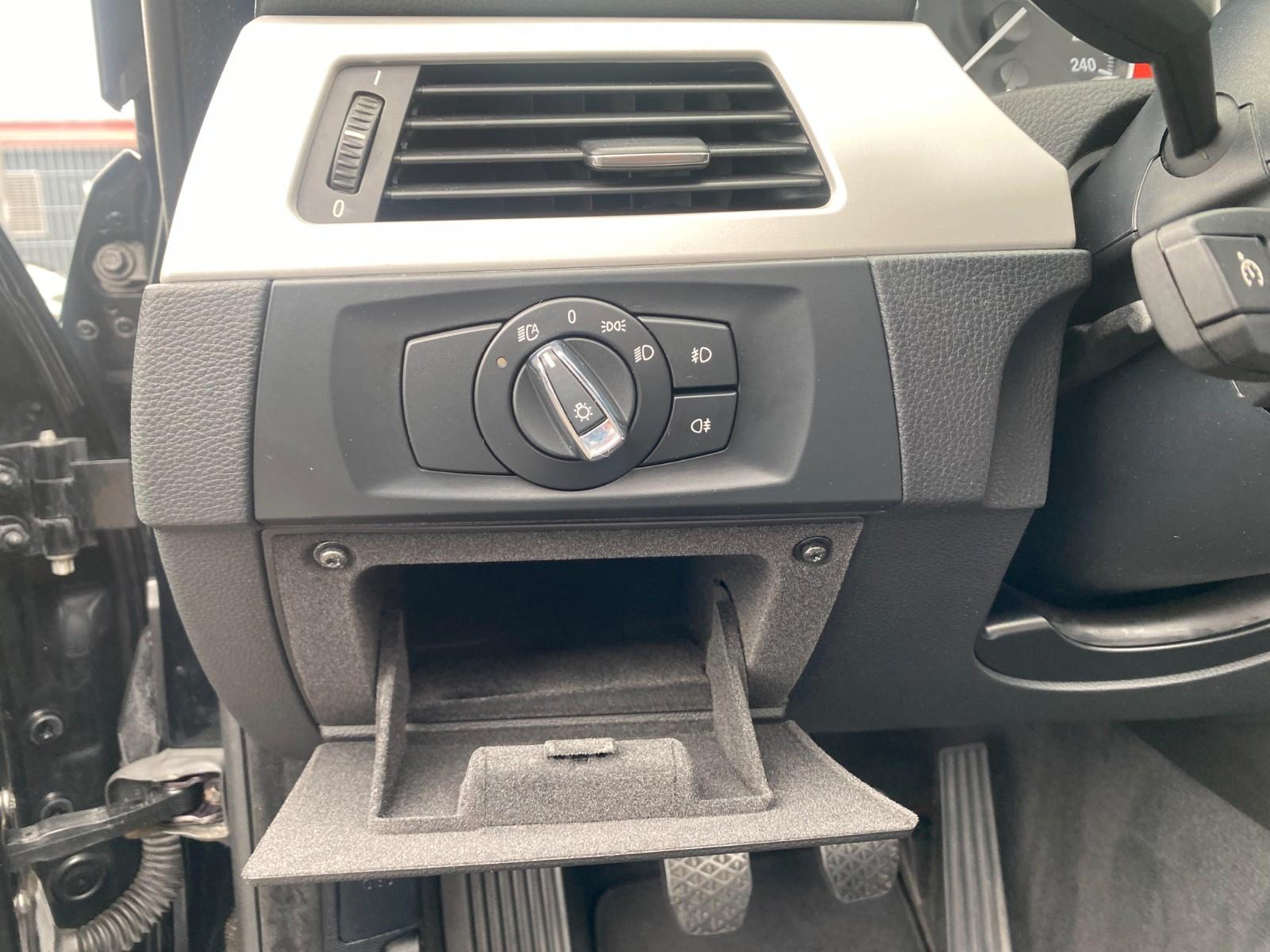 BMW 318i Cabrio Xenon Leder Sitzheizung Einparkhilfe