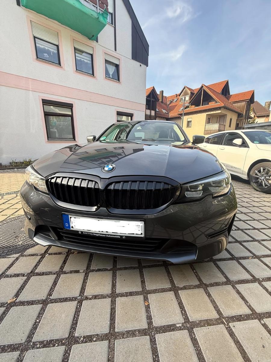 BMW 3er G20 318d Automati,Standheizung,TÜV 10/27