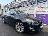 Opel Astra J Sports Tourer Innovation *Xenon*PDC*MFL* - Opel Astra aus 2011 mit Diesel-Antrieb