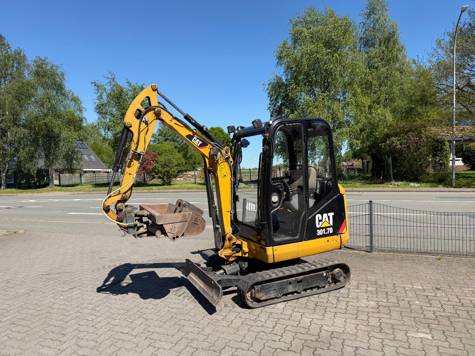 CAT 301.7