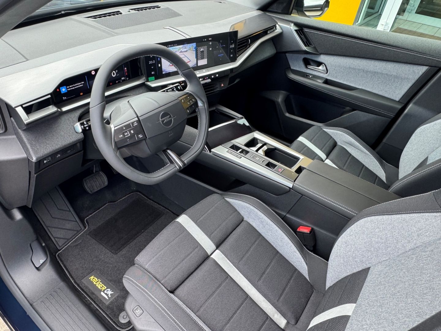 Fahrzeugabbildung Opel Grandland 1.2 Edition SHZ+LHZ+Kamera+Allwetter