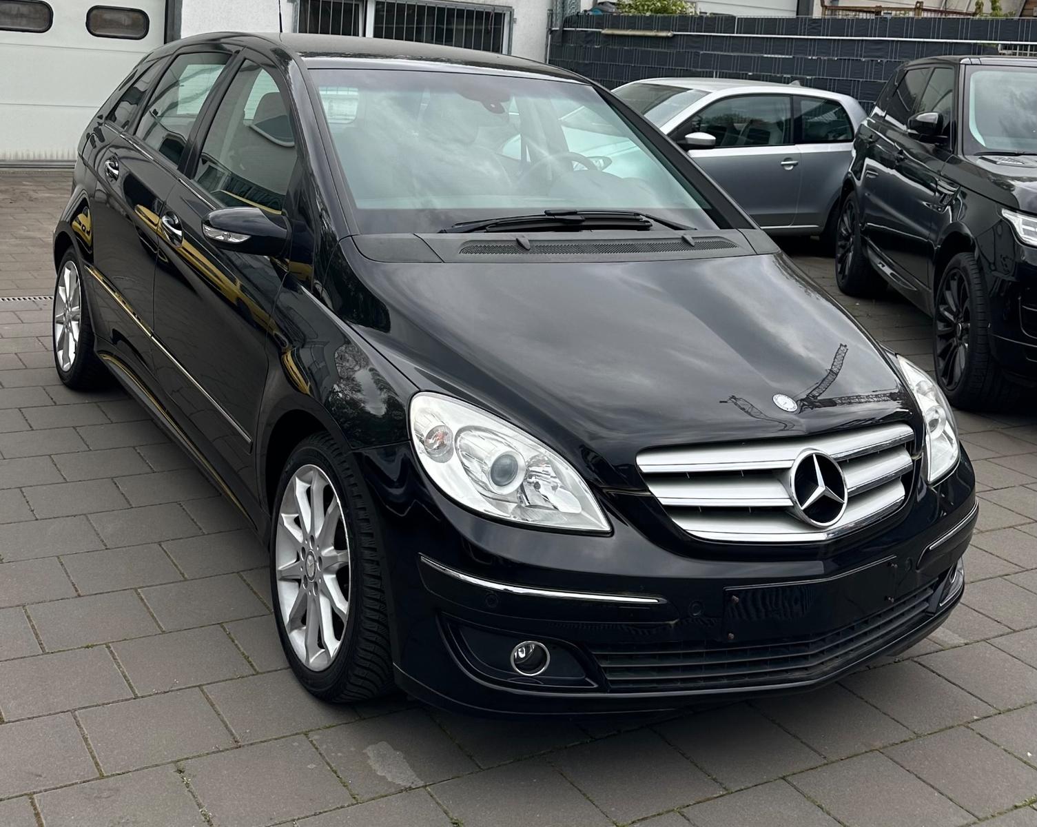 Mercedes-Benz B 170 *AUTOMATIK*INSPEK.NEU* TEILLEDER