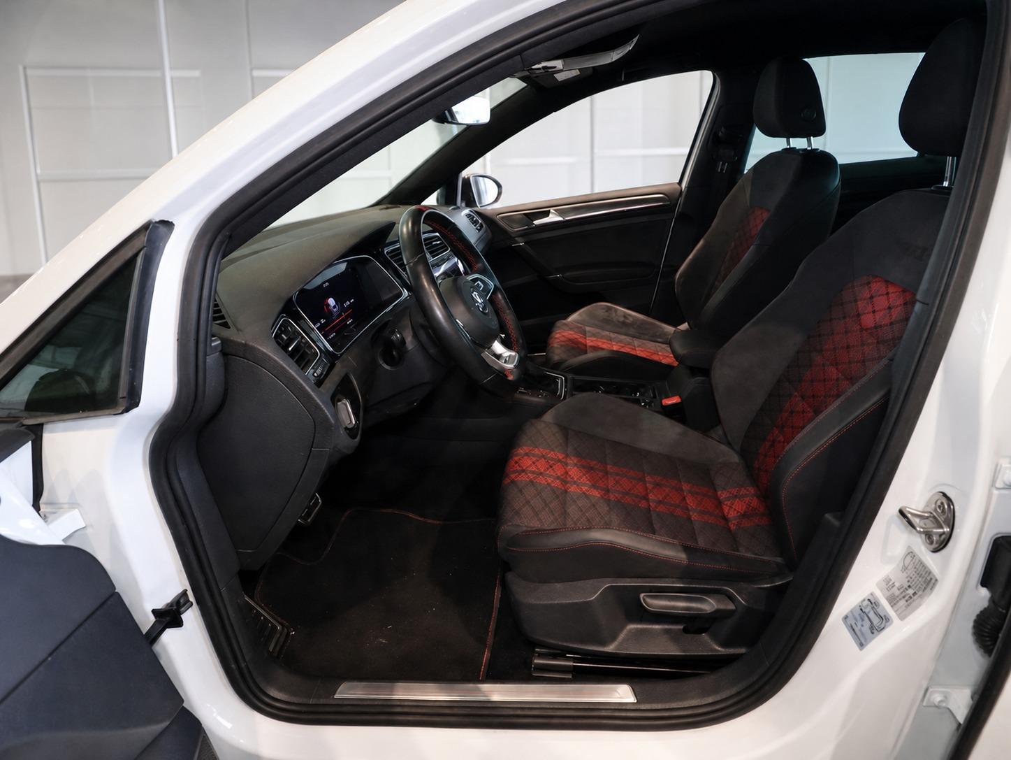 Volkswagen Golf VII 2.0 TSI DSG TCR Navi+ACC+DCC+RearView++, миниатюра 10