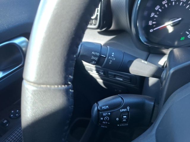 Citroën C3 Aircross Shine 1.2 PT 82 °Navi°RFK°PDC°SHZ°