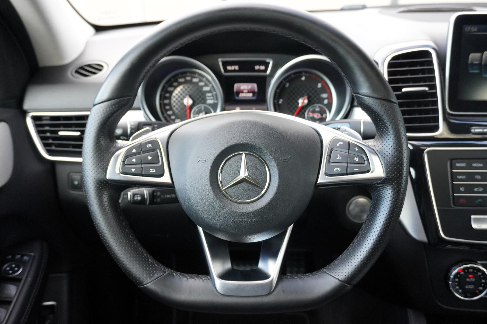 Mercedes-Benz GLE 350 d 4Matic*AMG*Kamera*ACC*AHK*AIR*SoftC.*