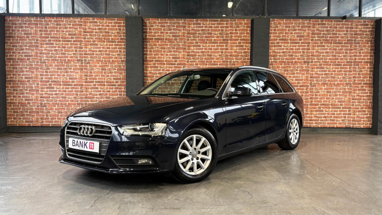 Audi A4 2.0 TDI Attraction Avant BI-XENON*AHK*SHZ*