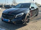 Mercedes-Benz GLA 45 AMG 4M*BI-XENON*NAVI*PANO*KAMERA*H&K* - Mercedes GLA 45 AMG mit Schiebedach