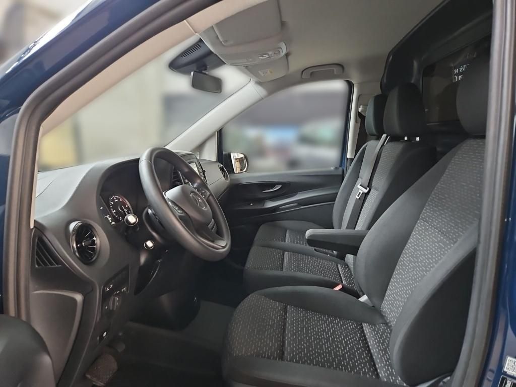 Fahrzeugabbildung Mercedes-Benz Vito 114 4x4 Kasten Lang Navi DAB Tempomat PTS