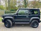 Suzuki Jimny NFZ Allgrip 5 MT Schwarz