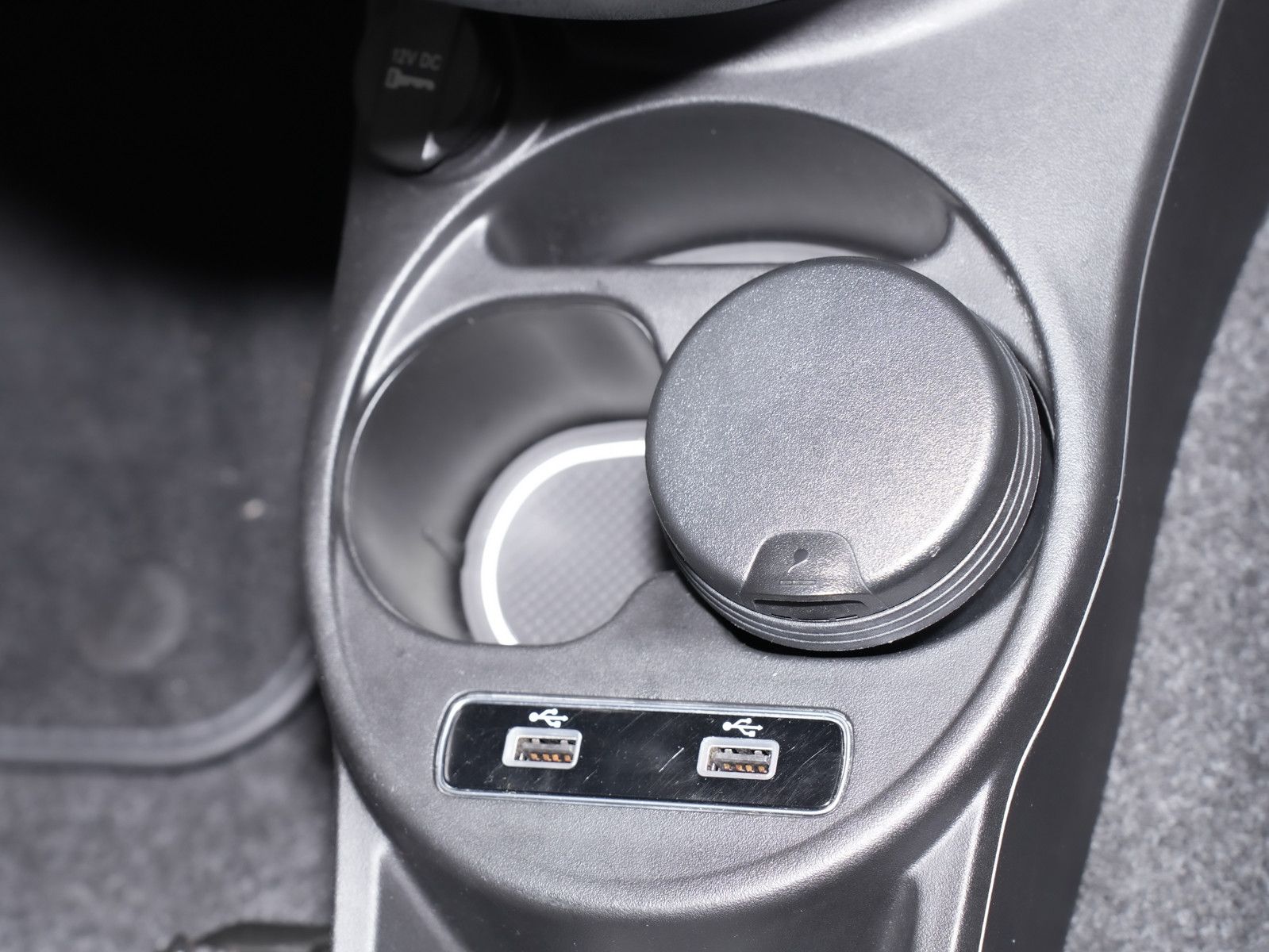 Fahrzeugabbildung Abarth 500 / 595 - UConnect|DesignSet|MirrorLink|17Zoll