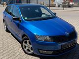 Skoda Rapid 1.6 TDI Monte Carlo 1.HAND NAVI DAB PDC SH - Skoda Rapid in Frankfurt (Main)