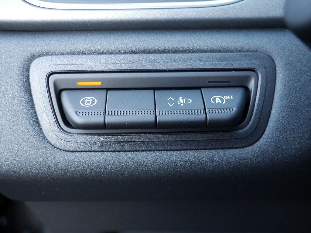 Fahrzeugabbildung Renault Captur Techno TCe 140 EDC Mild Hybrid