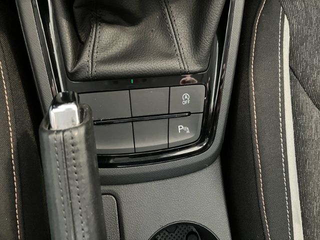 Fahrzeugabbildung SKODA Kamiq 1.0 TSI DSG Style LED KLIMA MFL SHZ TEMPOM