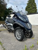 Piaggio MP3 400LT - Geringe km!  Mit Auto-Führerschein! - PIAGGIO MP3 LT 400
