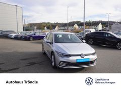 VW Golf VIII Life 1.0 eTSI DSG Bluetooth Navi LED