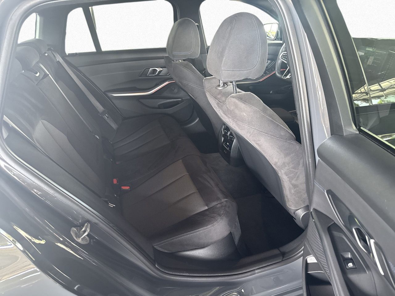 BMW 330 - Bild 14