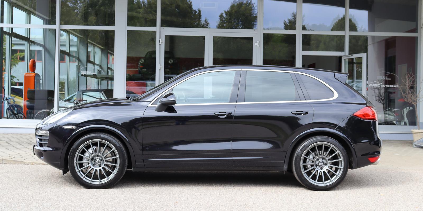 Porsche Cayenne S PANO/ACC/PDLS//LUFT/BOSE