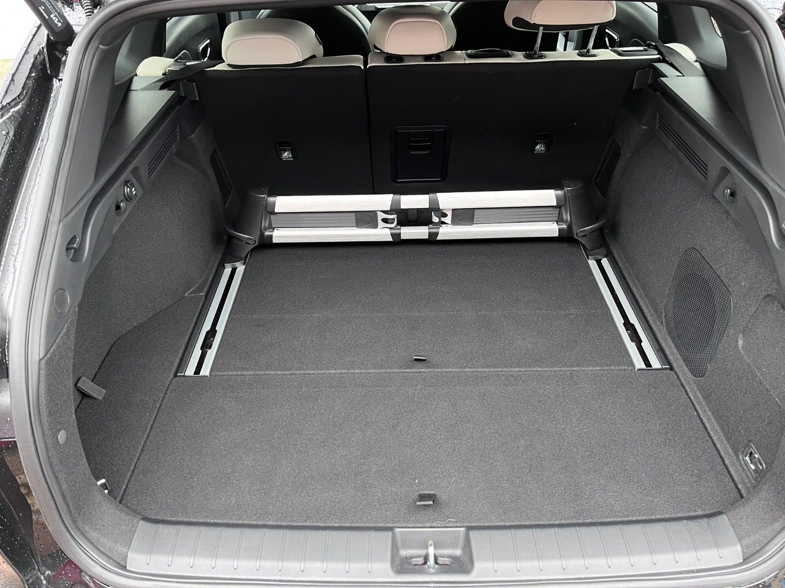 Fahrzeugabbildung Kia K4 Sportswagon 1.6 GT-Line Leder 360'Kamera uvm.