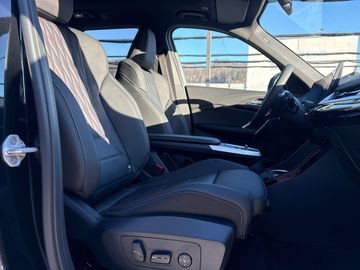 BMW X1 xDrive23i M Sportpaket Head-Up HK HiFi DAB