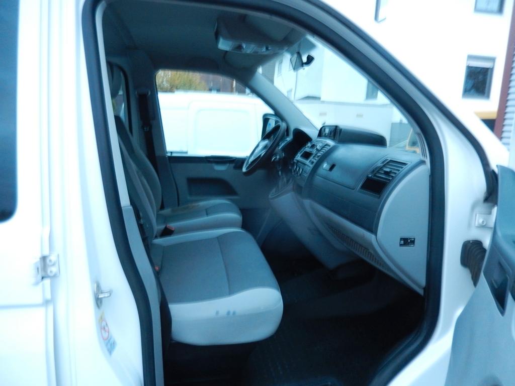 Volkswagen T5 Transporter