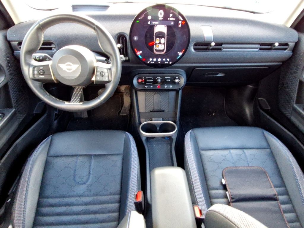 MINI Cooper C 2024