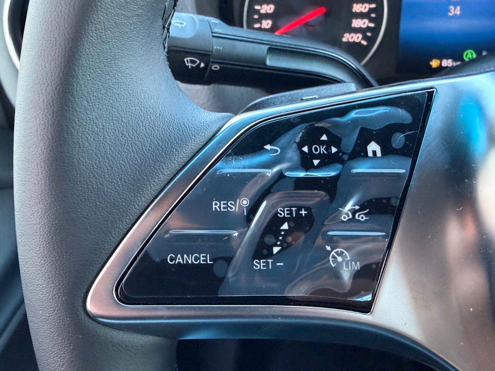 Fahrzeugabbildung Mercedes-Benz Sprinter 317 CDI 3665 9G Flach AHK3,5t DISTRONIC