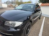 BMW 1er E87 118d DPF Xenon Dachfenster 8Fach - BMW: Kombi, 8er