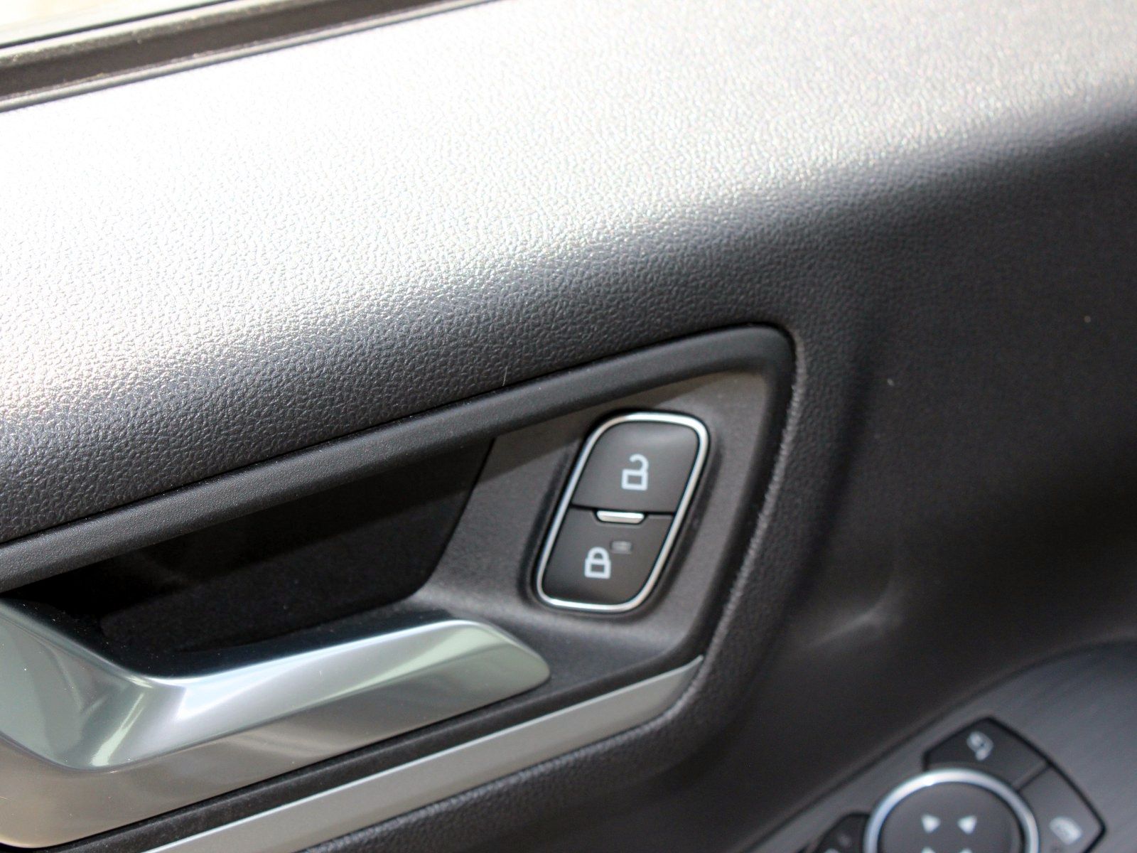 Fahrzeugabbildung Ford Kuga Plug-In Hybrid Cool & Connect