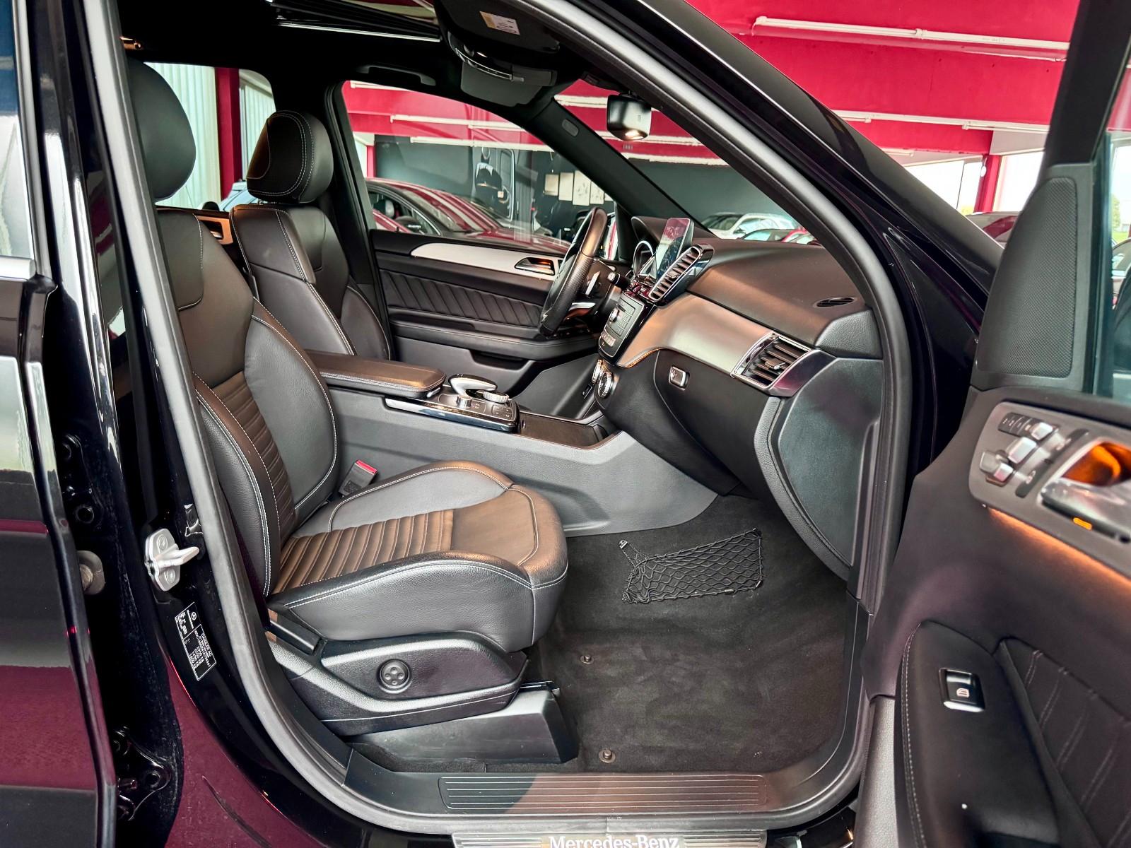 Mercedes-Benz GLE350d 3x AMG AHK 360°Airmatic 4Matic Comand 20