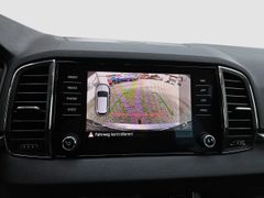 SKODA Karoq Fresh AHK NAVvorb SHZ LED PDC RKF BLT 5J G