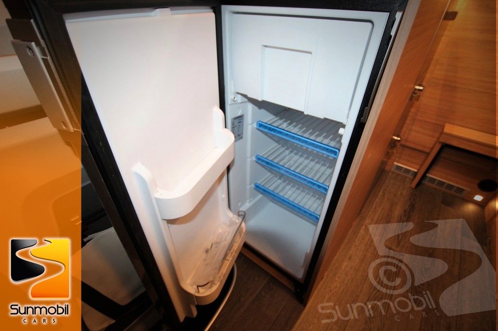 Fahrzeugabbildung Weinsberg X-Cursion 500 MQ Pepper 3500kg Premium Tür