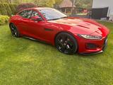 Jaguar F-Type P300 R-DYNAMIC BLACK R-DYNAMIC BLACK - rote Jaguar F-Type
