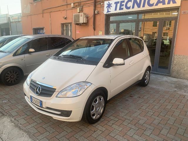 Mercedes-Benz Mercedes-benz A 160 A 160 BlueEFFICIENCY Executi