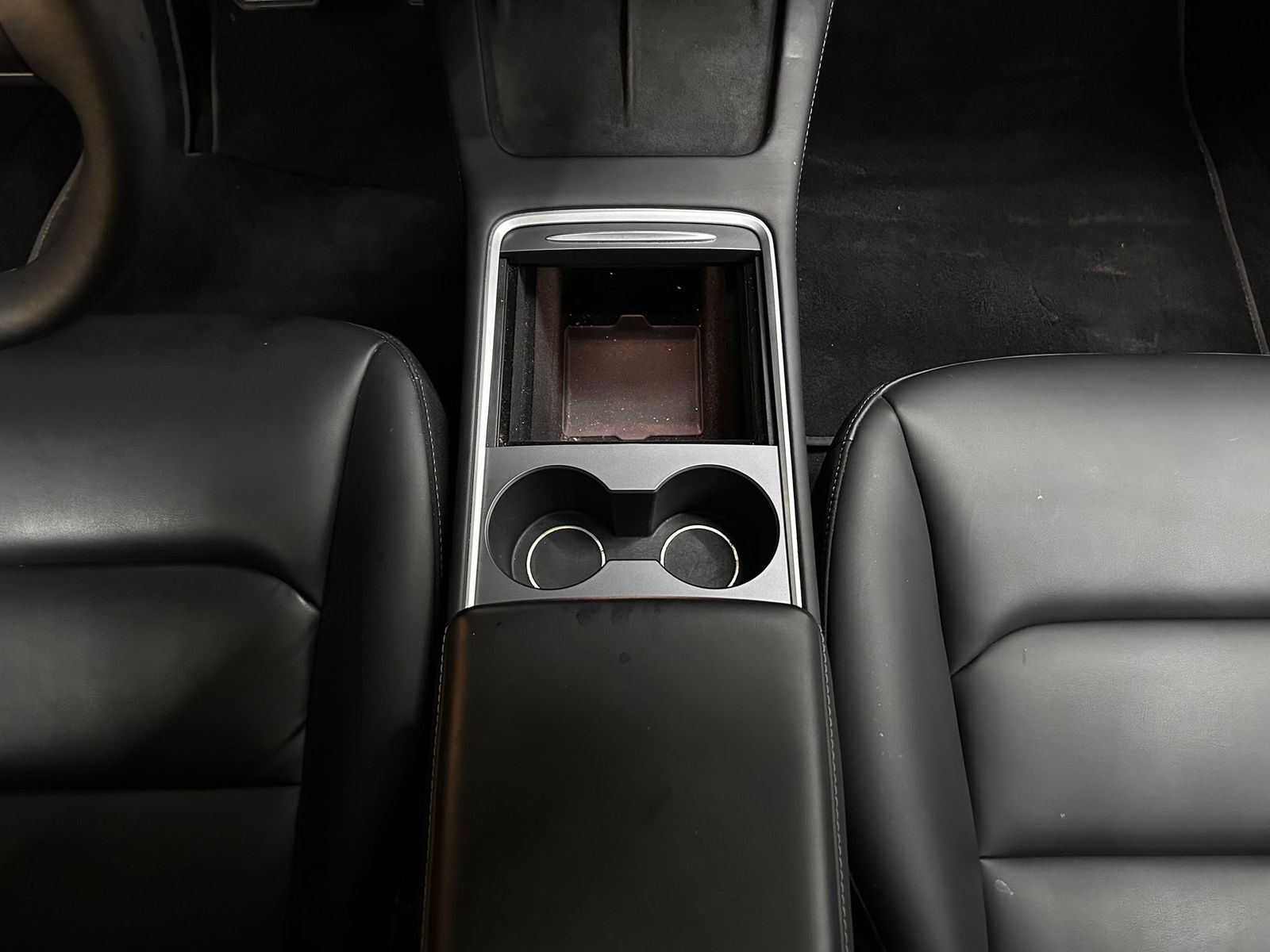 Fahrzeugabbildung Tesla Model 3 Long Range Dual AWD PANO+LED+NAVI+KAM+WP